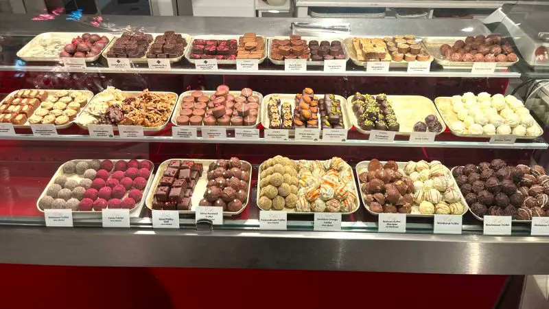 Pralinentheke.jpg